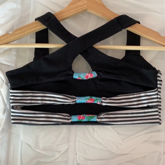 Betsey Johnson x Capezio Reversible Sports Bra - Picture 2 of 6